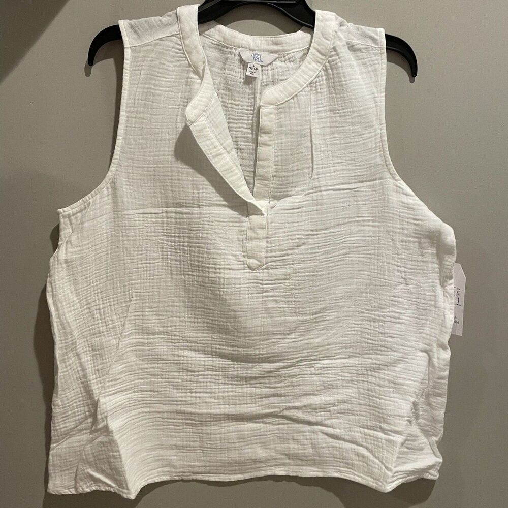 Time and Tru White V Neck Tank Top Sleeveless Blouse Women’s Size Large NEW